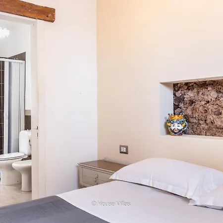 House&villas - Golden Stone Apartamento *