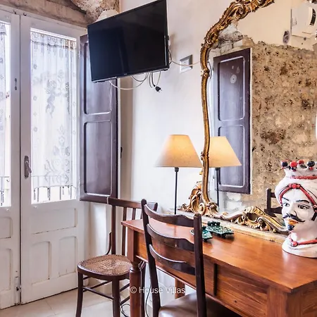 Apartment House&villas - Golden Stone Noto